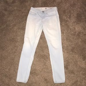 light blue skinny jeans